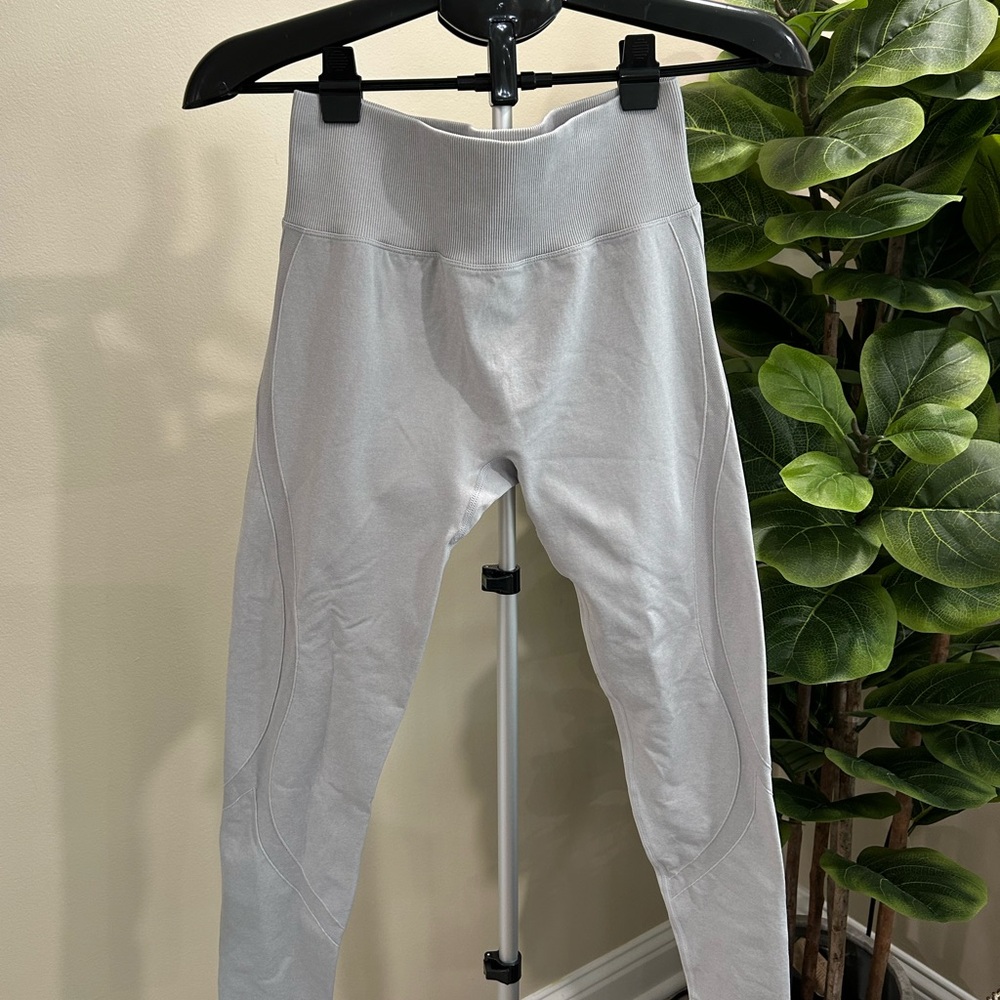 Women’s  Gray High Waisted Leggings